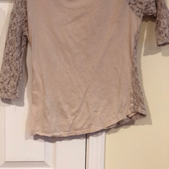 Small medium blouse - Picture 2 of 2